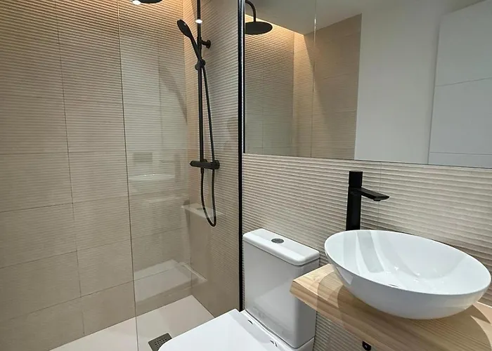 Apartment Quiet In Center Steps From *
